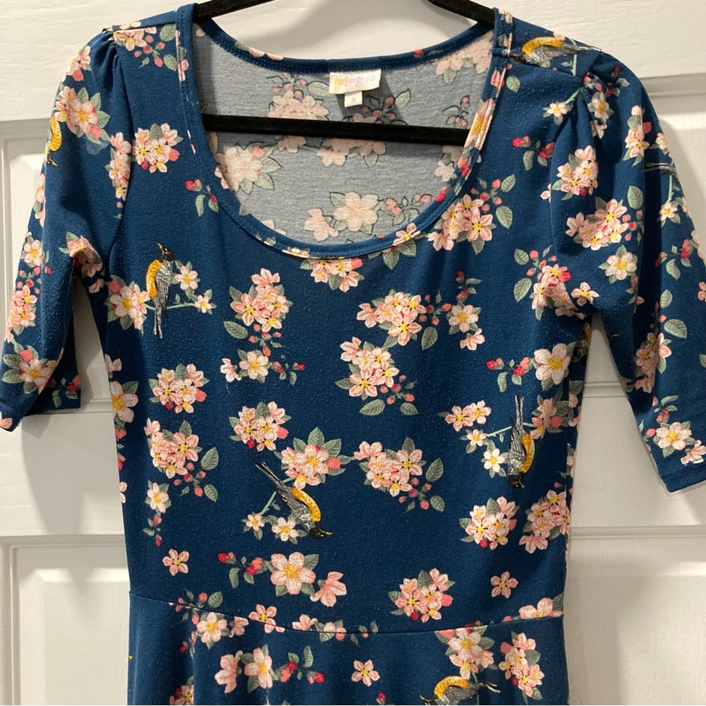 ISO this Nicole in a Large! LuLaRoe